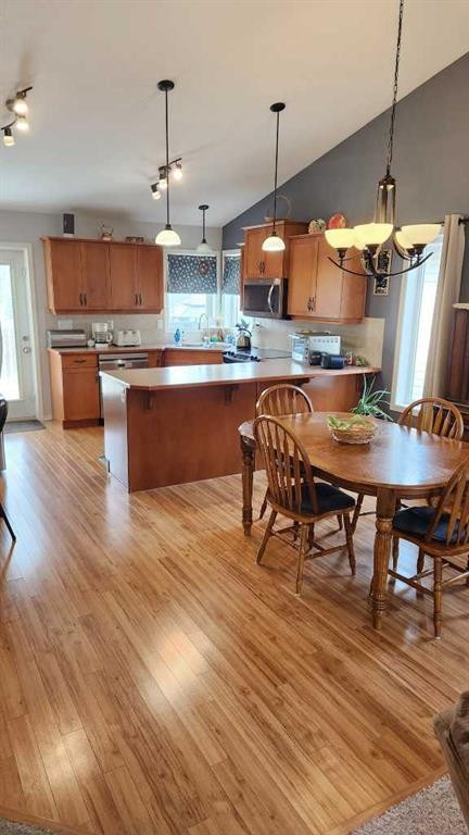 









208


Silkstone

Bay West,
Lethbridge,




AB
T1J 2A2

