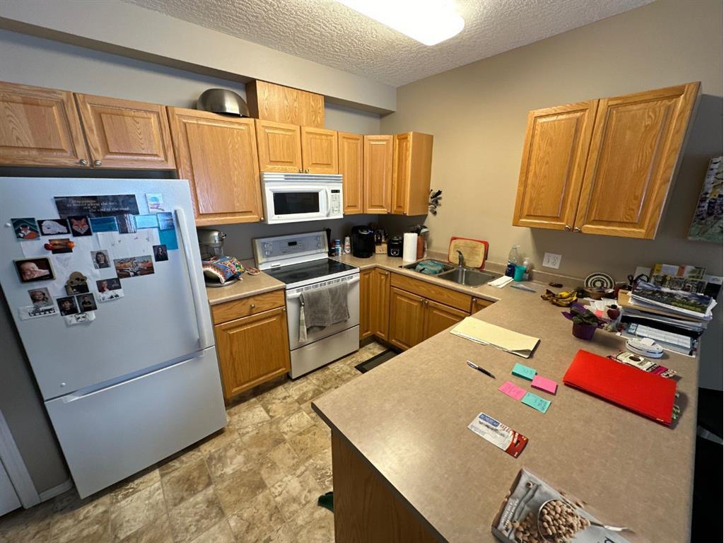 









9810


94

Street, 104,
Peace River,




AB
T8S 0A1

