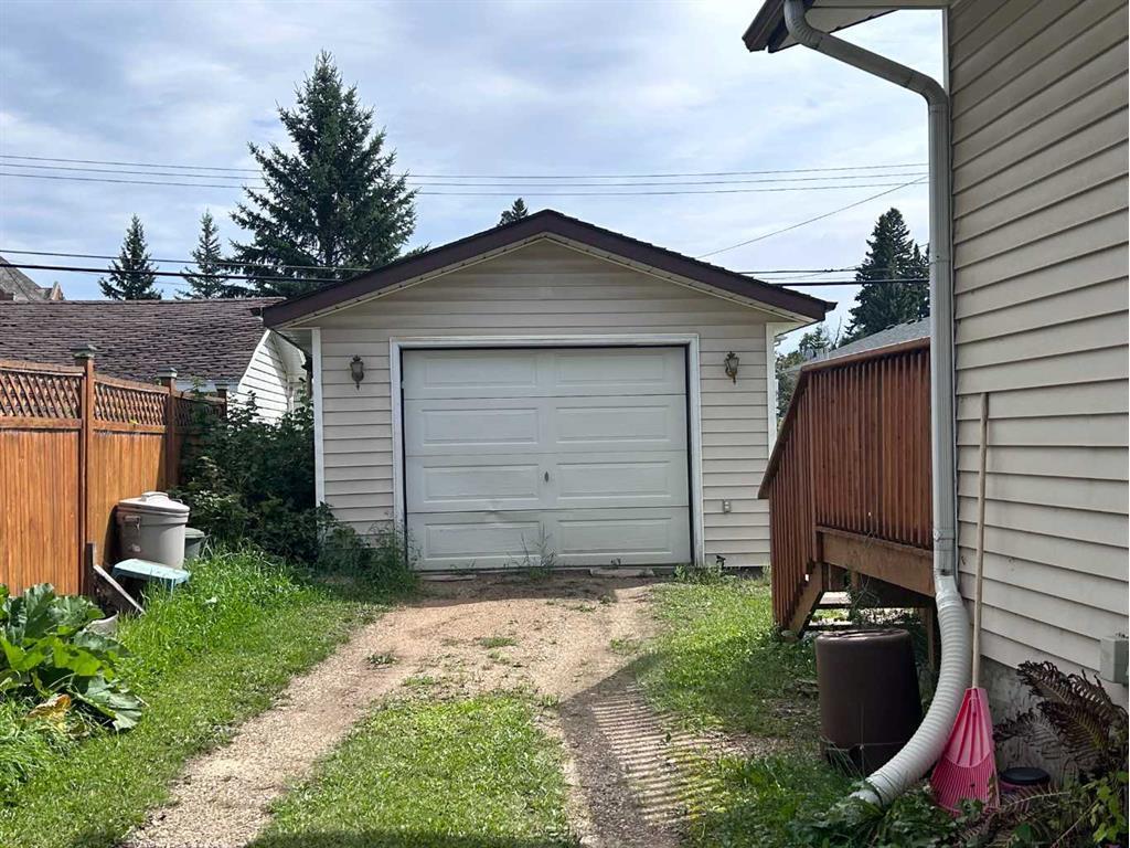 









4716


49 street

,
Athabasca,




AB
T9S 1C4

