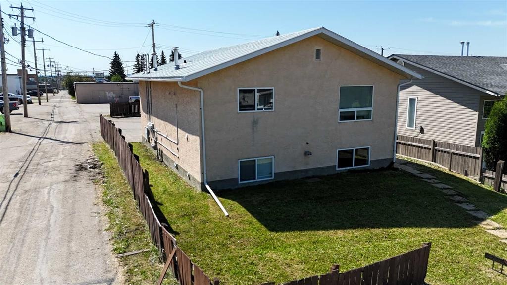 









5015


7

Avenue,
Edson,




AB
T7E1N7

