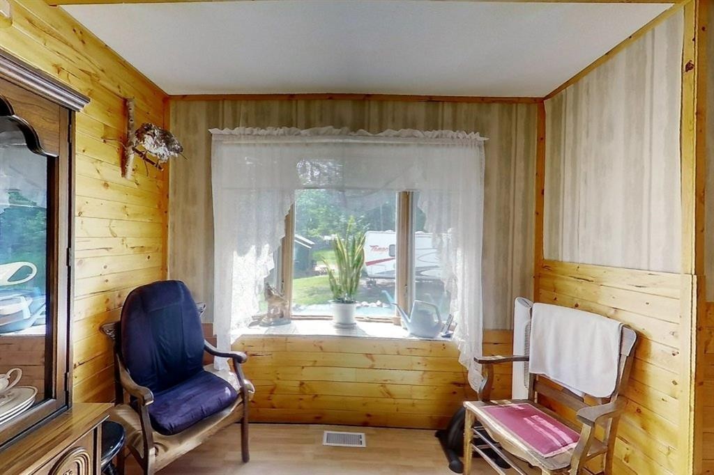 









5114


49 AVE

,
Robb,




AB
T0E 1X0

