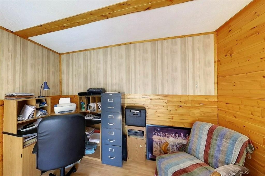 









5114


49 AVE

,
Robb,




AB
T0E 1X0

