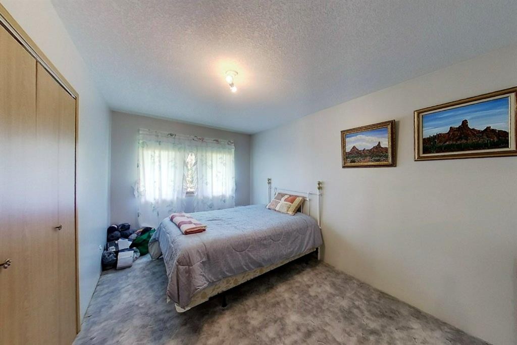 









5114


49 AVE

,
Robb,




AB
T0E 1X0

