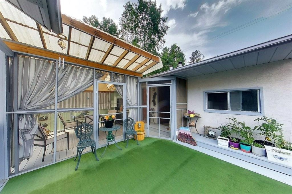 









5114


49 AVE

,
Robb,




AB
T0E 1X0

