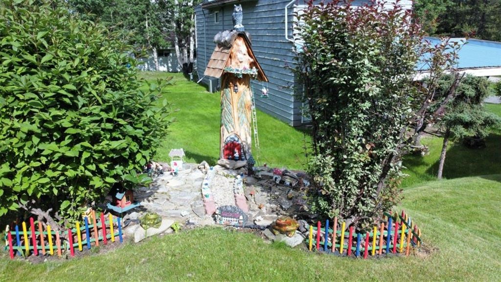 









5114


49 AVE

,
Robb,




AB
T0E 1X0

