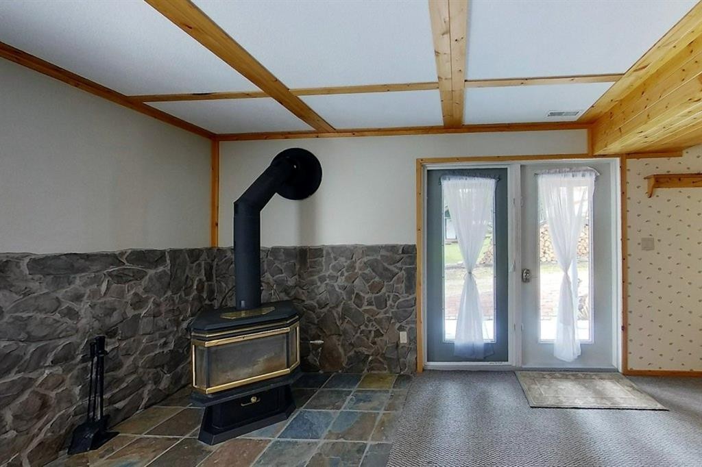 









5114


49 AVE

,
Robb,




AB
T0E 1X0

