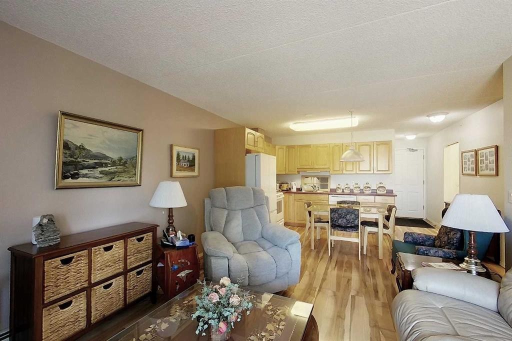 









777


48

Street, 302,
Edson,




AB
T7E 1Z6

