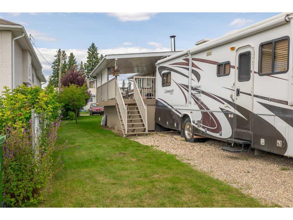 









4902


17 Avenue

,
Edson,




AB
T7E 1G4

