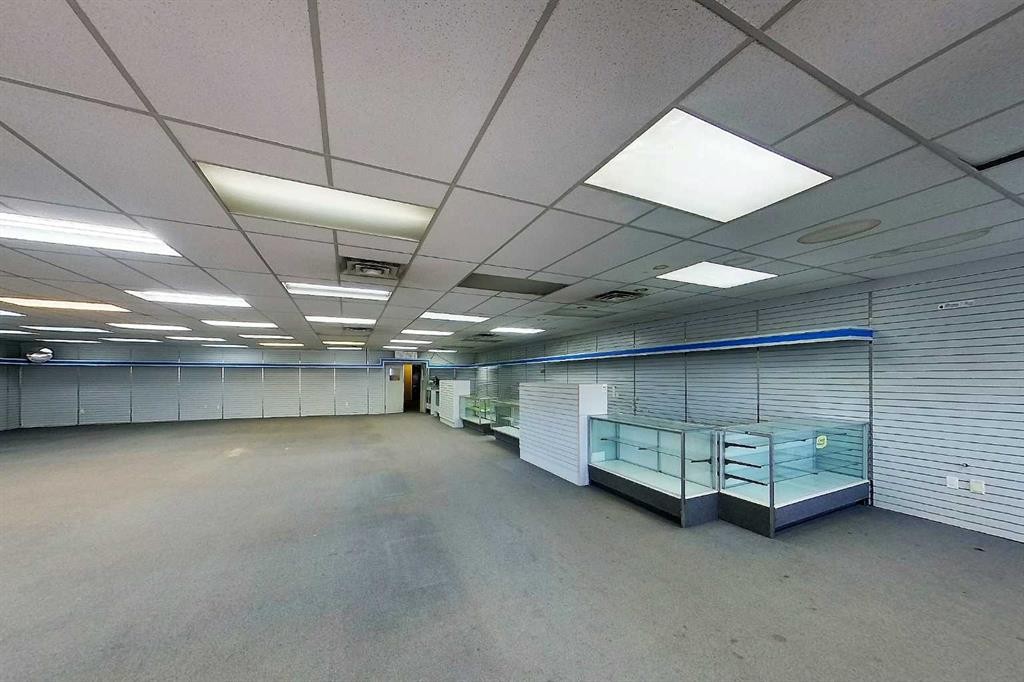 









320


50

Street,
Edson,




AB
T7E 1N7

