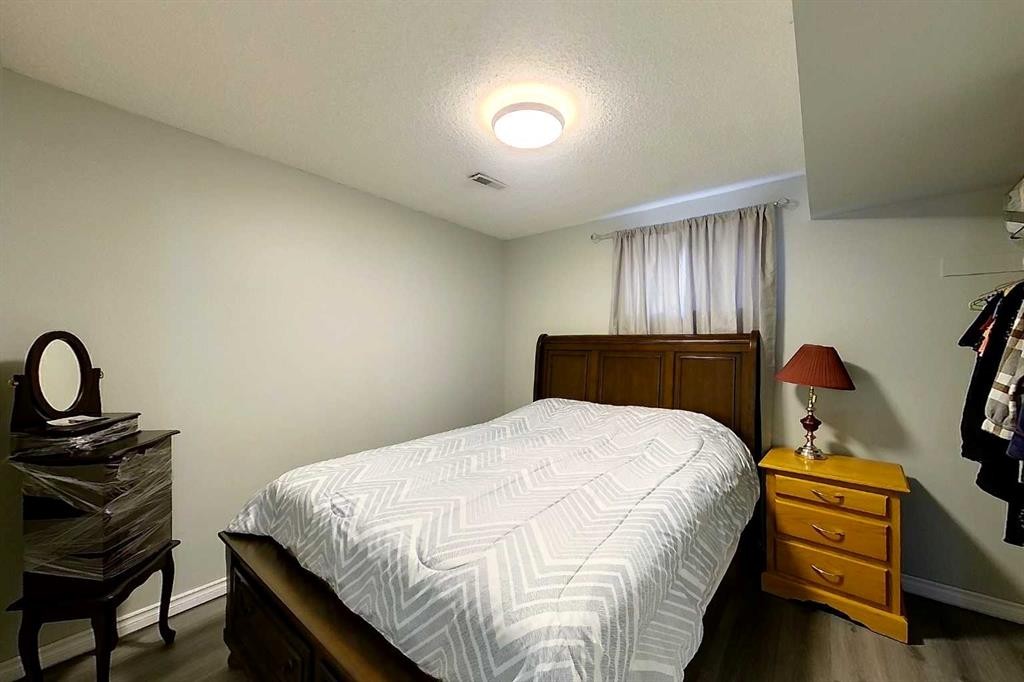 









1402


Edson Drive

,
Edson,




AB
T7E 1H6

