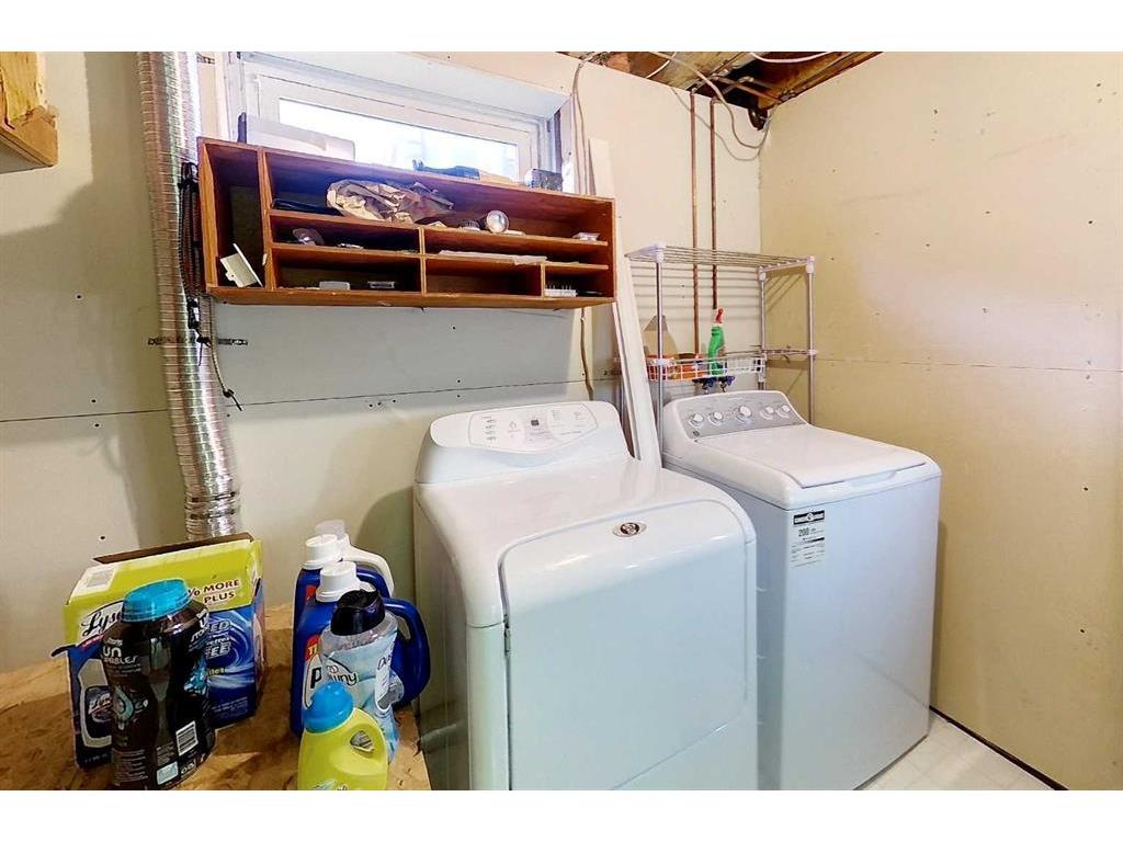









5743


9

Avenue,
Edson,




AB
T7E1J3

