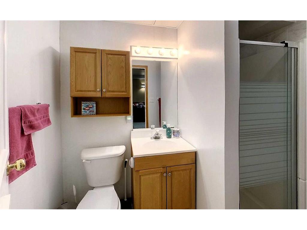 









5743


9

Avenue,
Edson,




AB
T7E1J3

