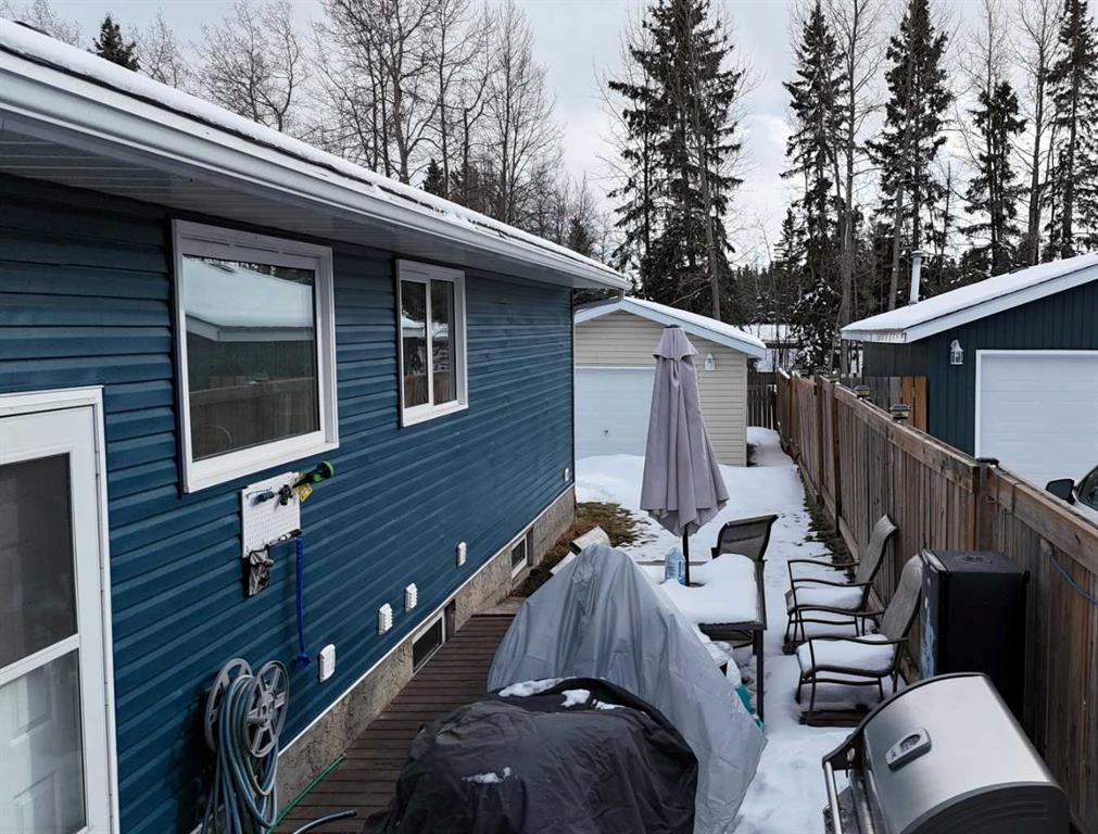 









5743


9

Avenue,
Edson,




AB
T7E1J3


