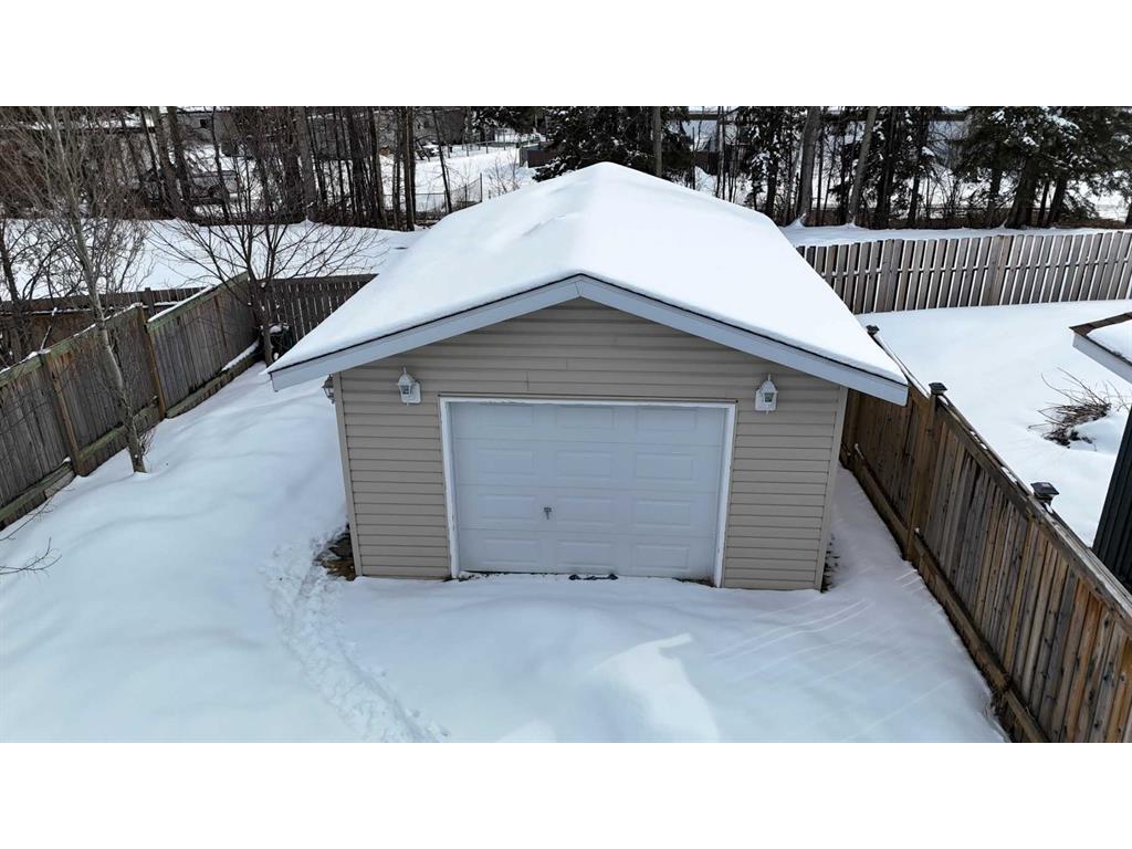 









5743


9

Avenue,
Edson,




AB
T7E1J3

