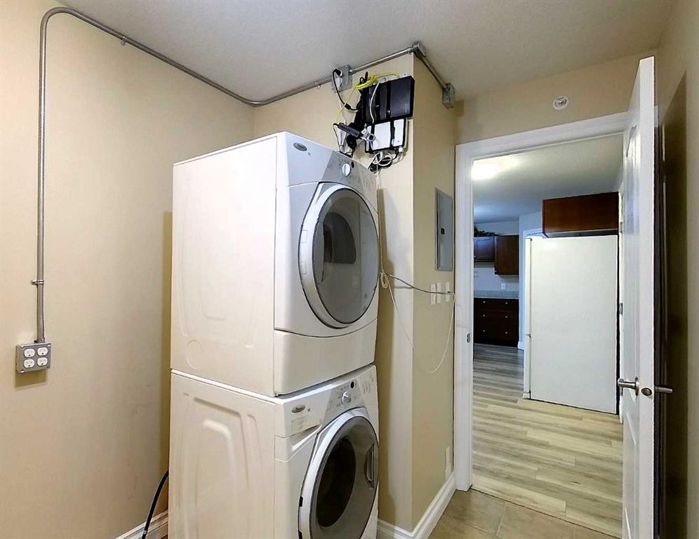 









5037


7

Avenue, 406,
Edson,




AB
T7E0A8

