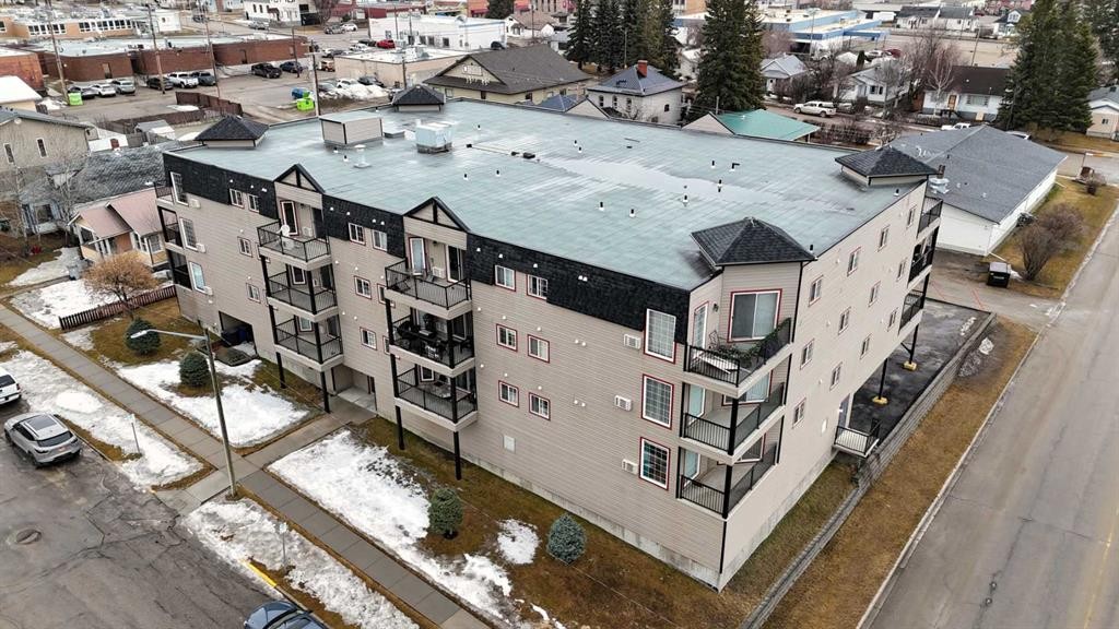 









5037


7

Avenue, 406,
Edson,




AB
T7E0A8

