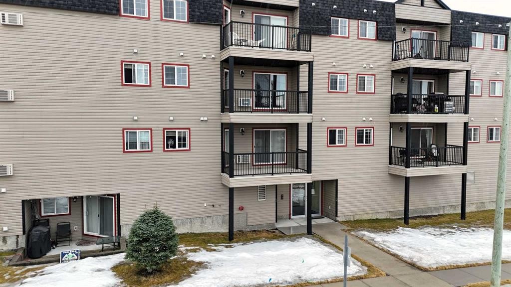 









5037


7

Avenue, 406,
Edson,




AB
T7E0A8

