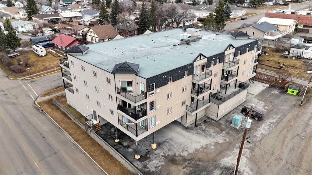 









5037


7

Avenue, 406,
Edson,




AB
T7E0A8

