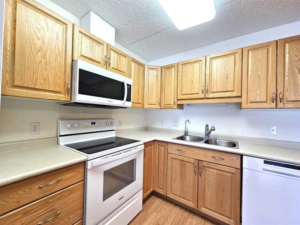









777


48 Street

, 202,
Edson,




AB
T7E 1Z6

