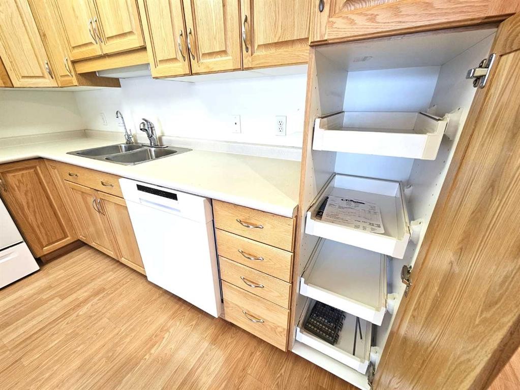 









777


48 Street

, 202,
Edson,




AB
T7E 1Z6

