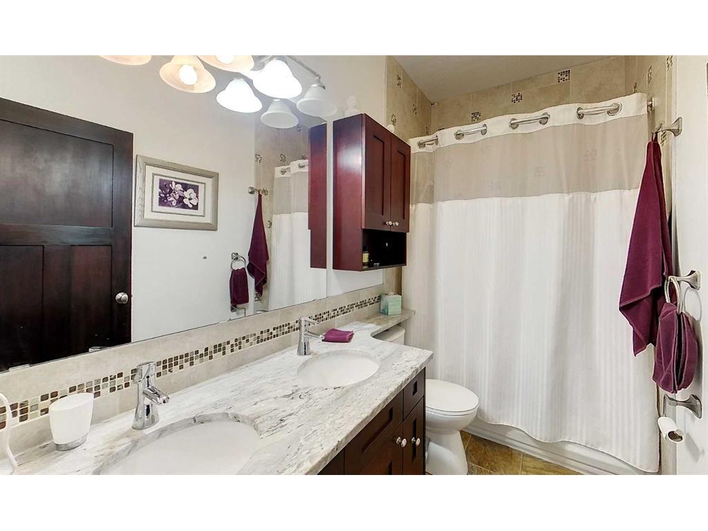 









5651


16 Ave

,
Edson,




AB
T7E 1X1


