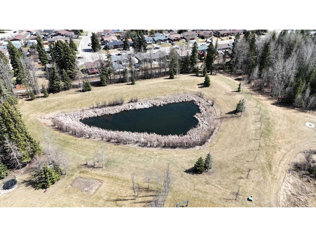 









5651


16 Ave

,
Edson,




AB
T7E 1X1

