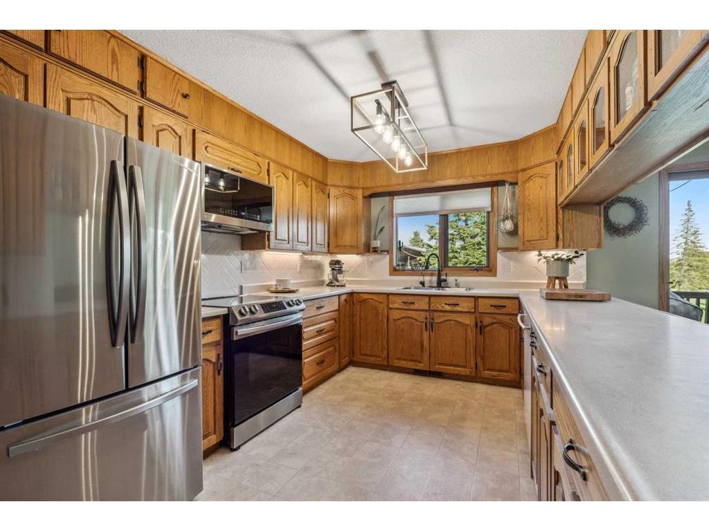 









590005


Range Road 110

,
Rural Woodlands County,




AB
T7S 2A1

