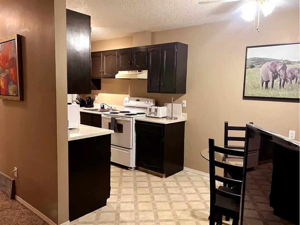 









403


Hammond

Drive,
Fox Creek,




AB
T0K 1W0

