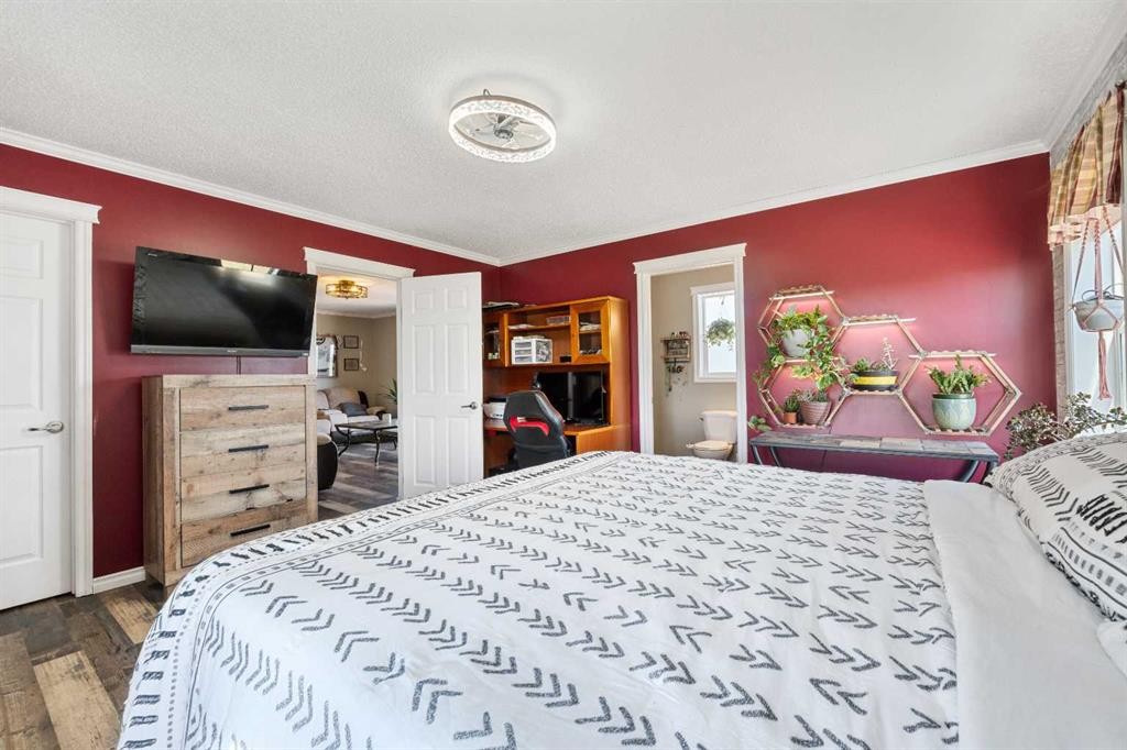 









570069


Range Road 104

,
Rural Woodlands County,




AB
T0G 1N0

