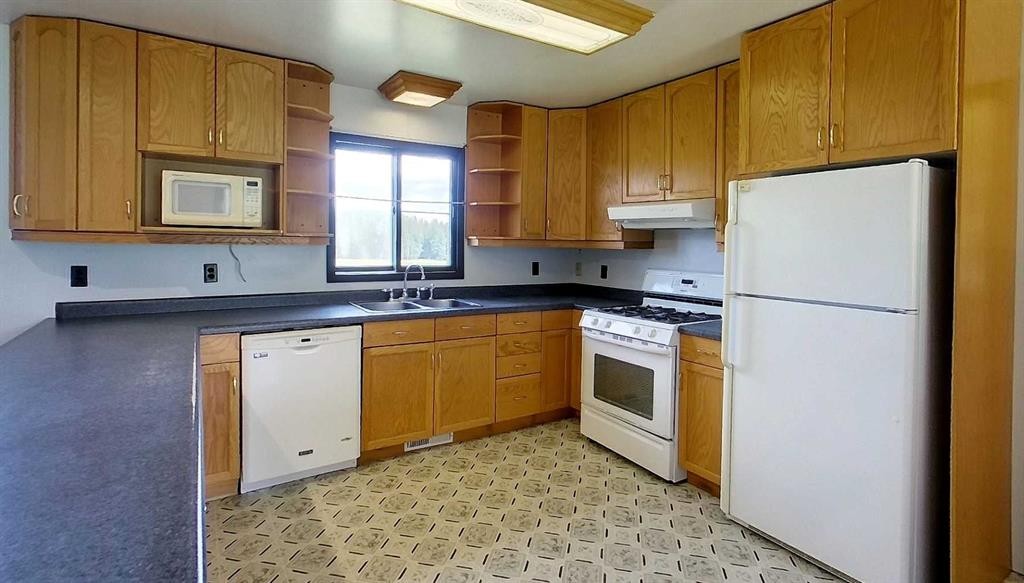 









15004


Township Road 532A

,
Rural Yellowhead County,




AB
T7E 3G5

