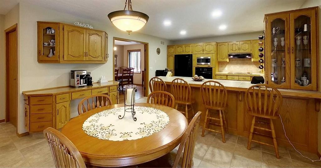 









54118


Range Road 164

,
Rural Yellowhead County,




AB
T7E 3P1

