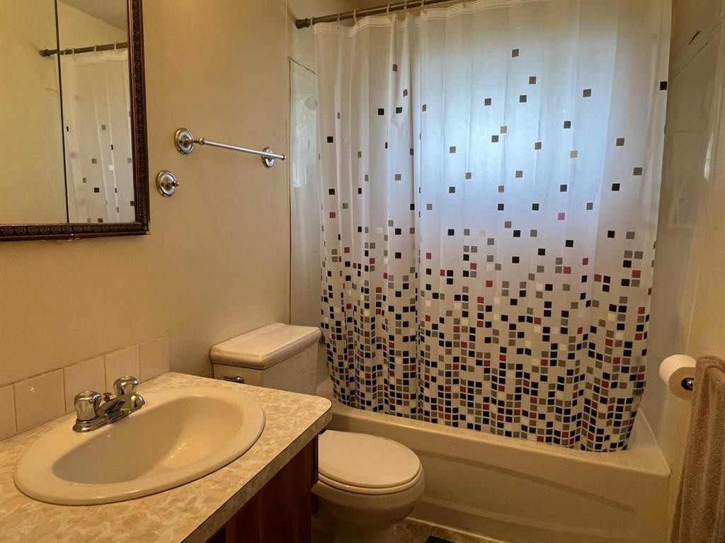 









4338


6

Avenue,
Edson,




AB
T7E 1B5

