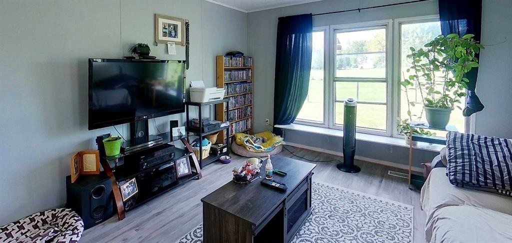 









53416


Range Road 175

,
Rural Yellowhead County,




AB
T7E 3L7

