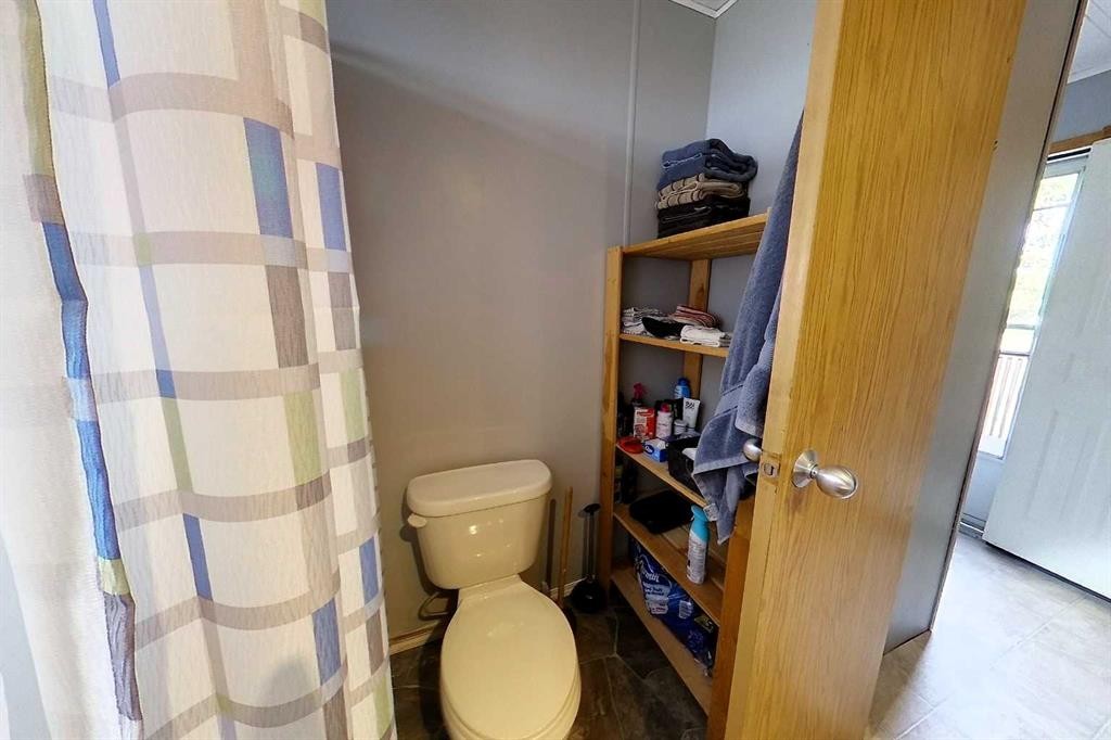 









53416


Range Road 175

,
Rural Yellowhead County,




AB
T7E 3L7

