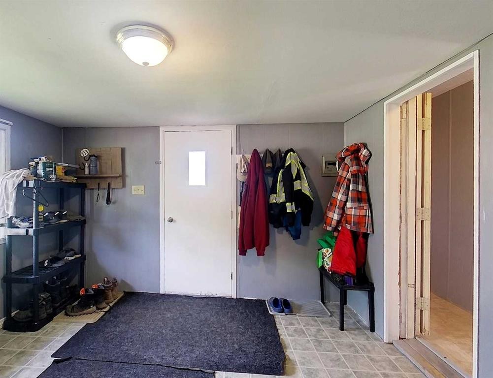 









53416


Range Road 175

,
Rural Yellowhead County,




AB
T7E 3L7

