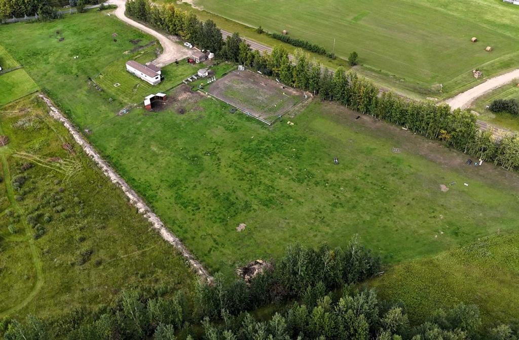 









53416


Range Road 175

,
Rural Yellowhead County,




AB
T7E 3L7

