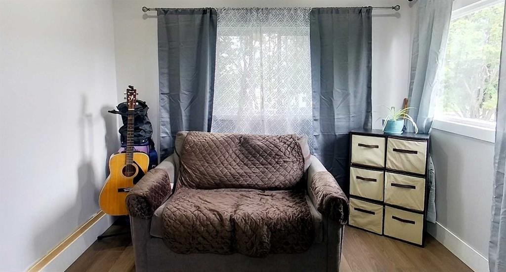 









5124


8

Avenue,
Edson,




AB
T7E 1K6

