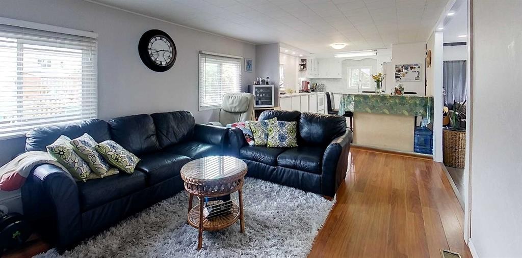 









5124


8

Avenue,
Edson,




AB
T7E 1K6

