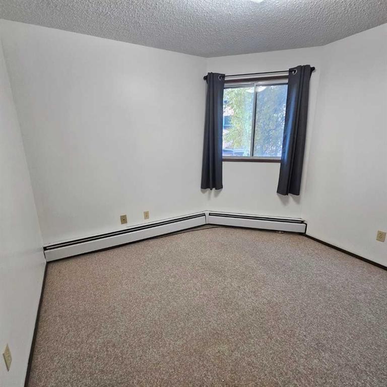 









1221B


Westhaven Drive

, 102,
Edson,




AB
T7E 1P9

