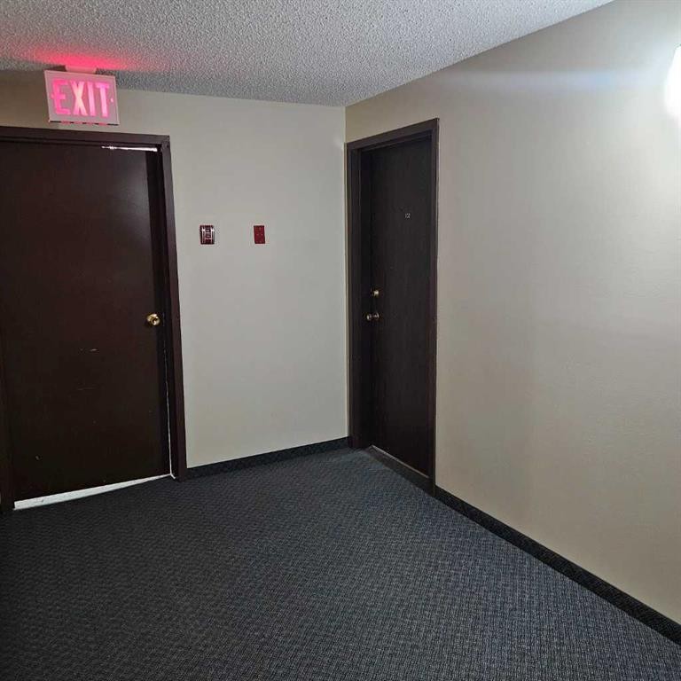 









1221B


Westhaven Drive

, 102,
Edson,




AB
T7E 1P9

