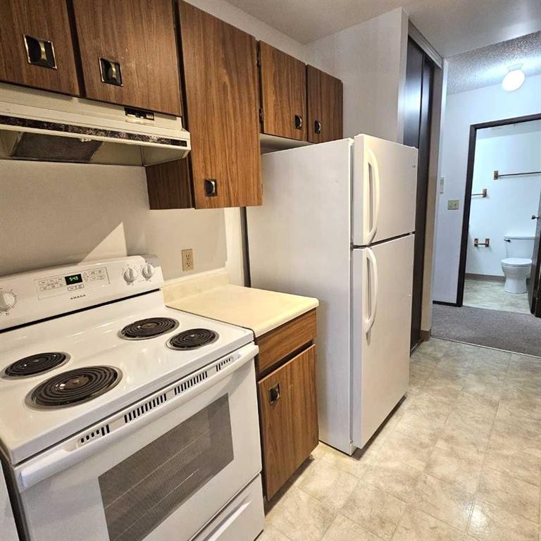 









1221B


Westhaven Drive

, 102,
Edson,




AB
T7E 1P9

