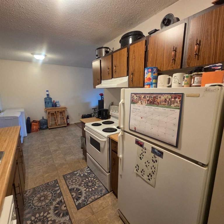 









5611


9 Avenue

, 312B,
Edson,




AB
T7E 1R5

