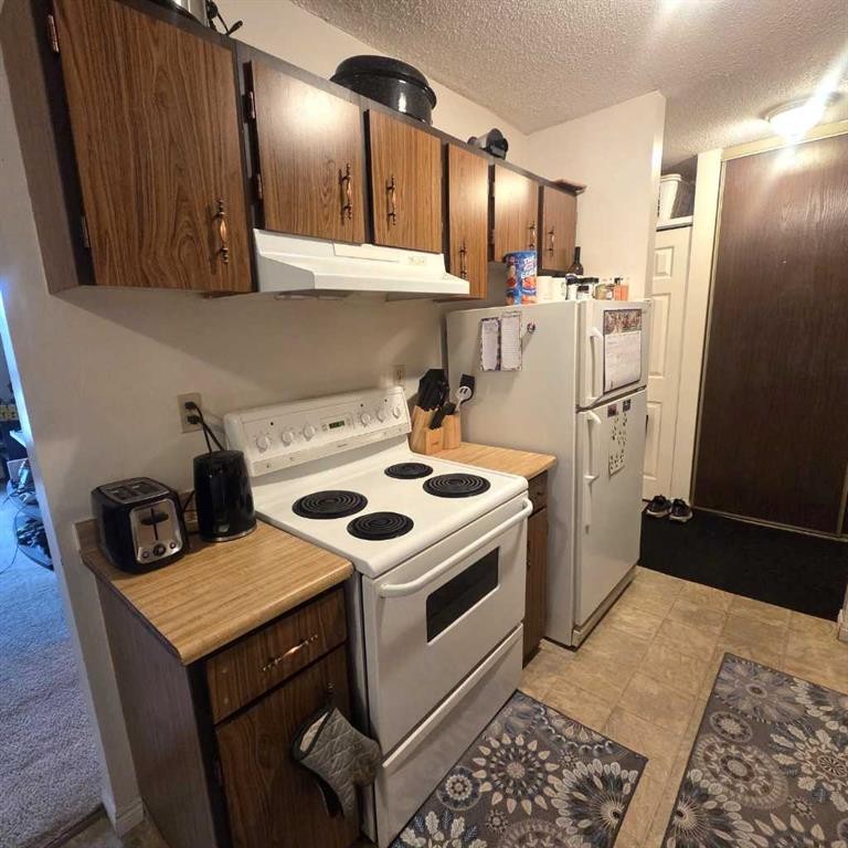 









5611


9 Avenue

, 312B,
Edson,




AB
T7E 1R5

