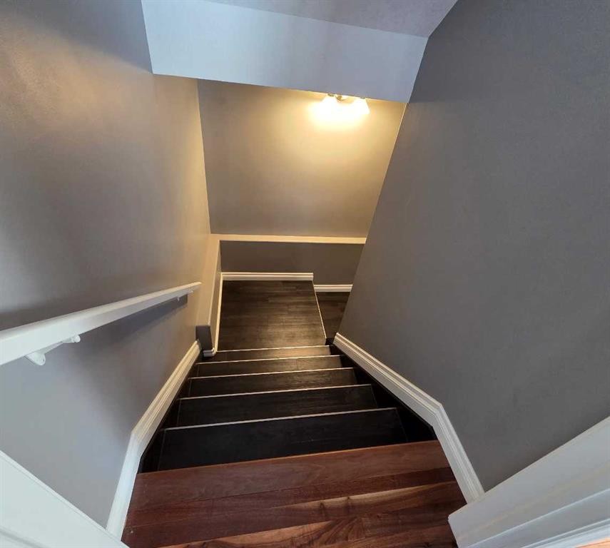 









6138


11

Avenue,
Edson,




AB
T7E 1Y8

