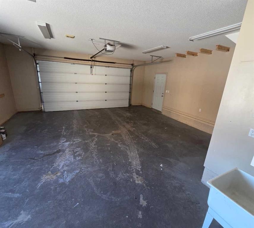 









6138


11

Avenue,
Edson,




AB
T7E 1Y8

