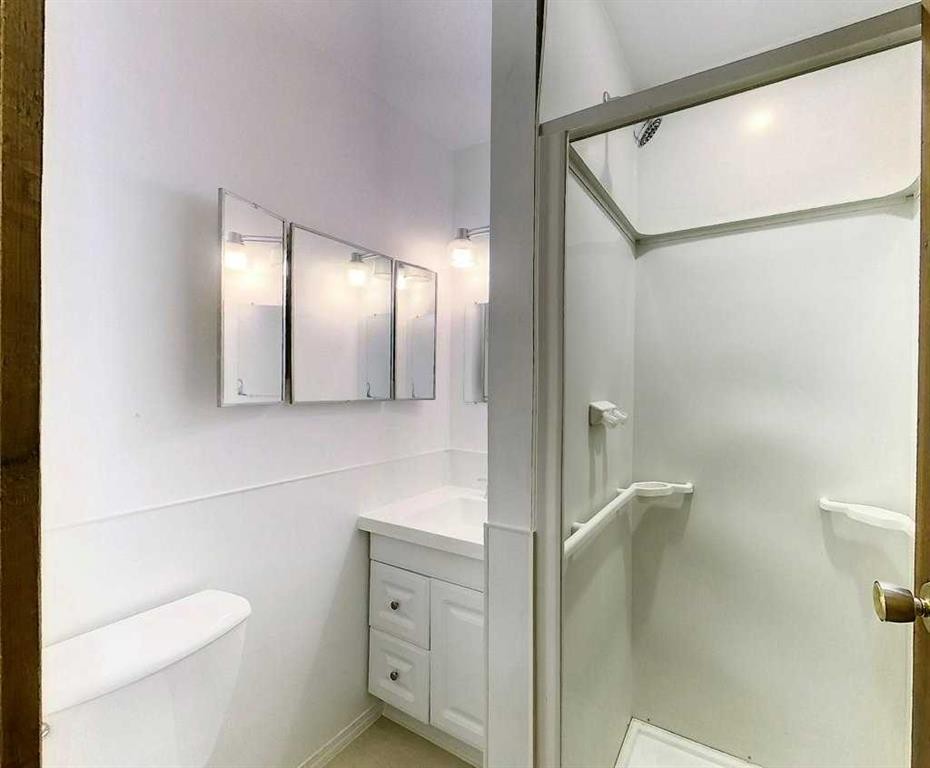 









4324


7

Avenue,
Edson,




AB
T7E 1B5

