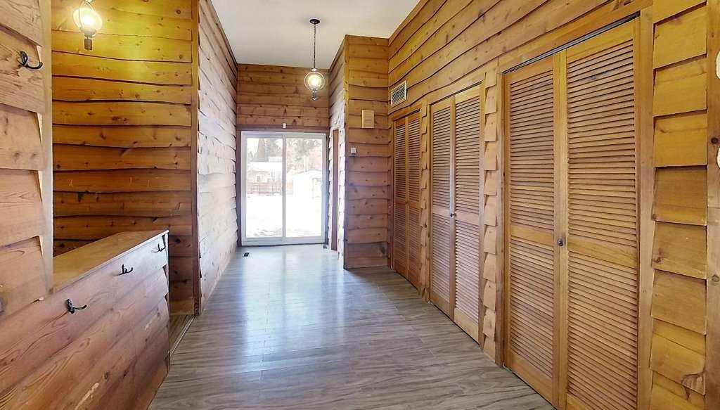 









4324


7

Avenue,
Edson,




AB
T7E 1B5

