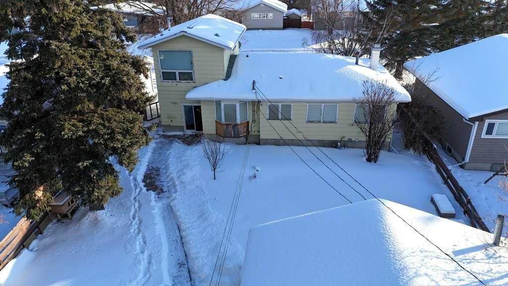 









4324


7

Avenue,
Edson,




AB
T7E 1B5

