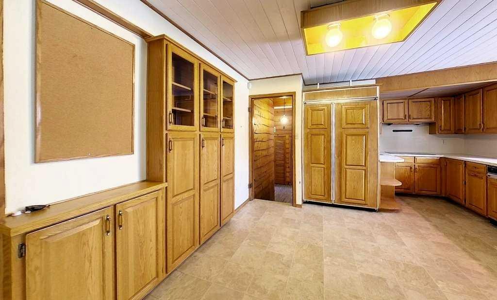 









4324


7

Avenue,
Edson,




AB
T7E 1B5

