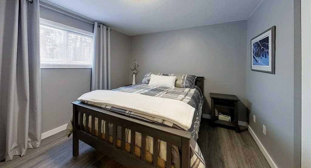 









6218


12

Avenue South,
Edson,




AB
T7E1Y5

